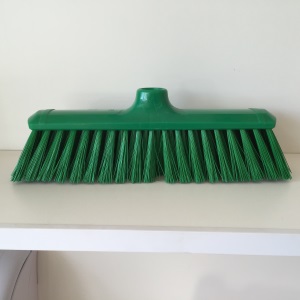 Balai 1/2 dur couleur verte gamme alimentaire 29cm (PCB6)